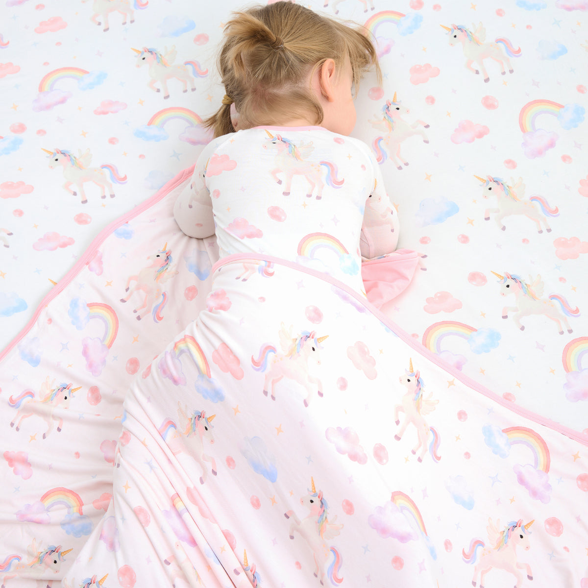Unicorn Dreams Large Bamboo Cuddle Blanket