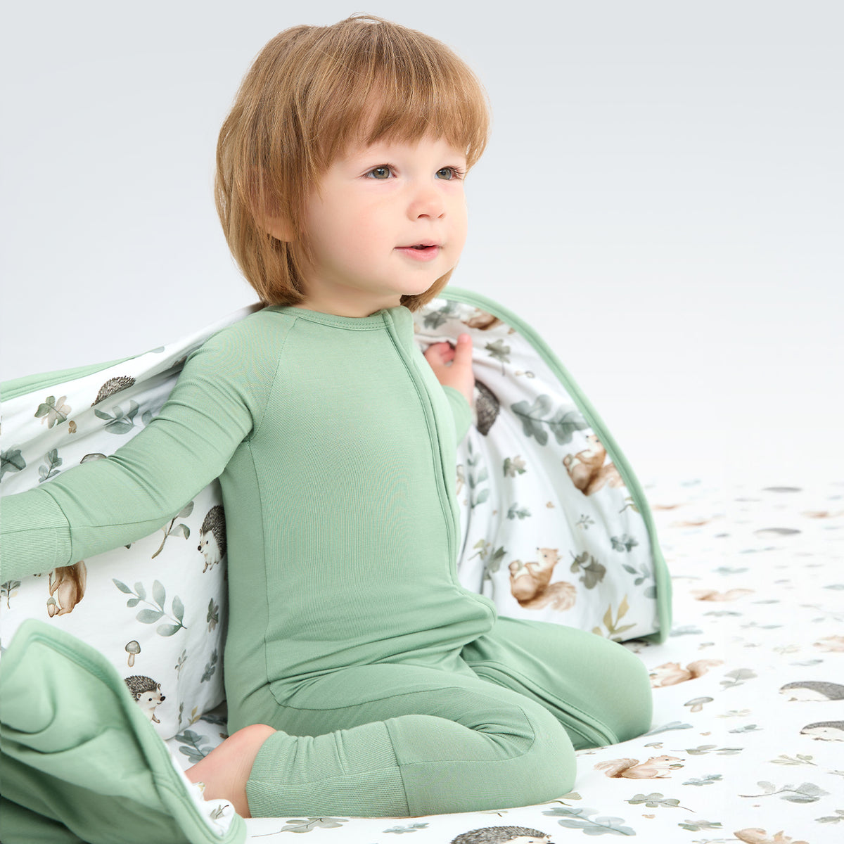Sage Whisper Zippy FORNT